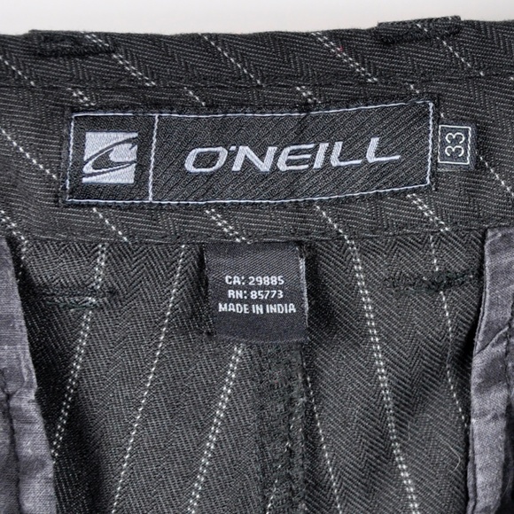 O'NEILL Men's Pinstripe Classic Walk Skater Shorts - Picture 3 of 8